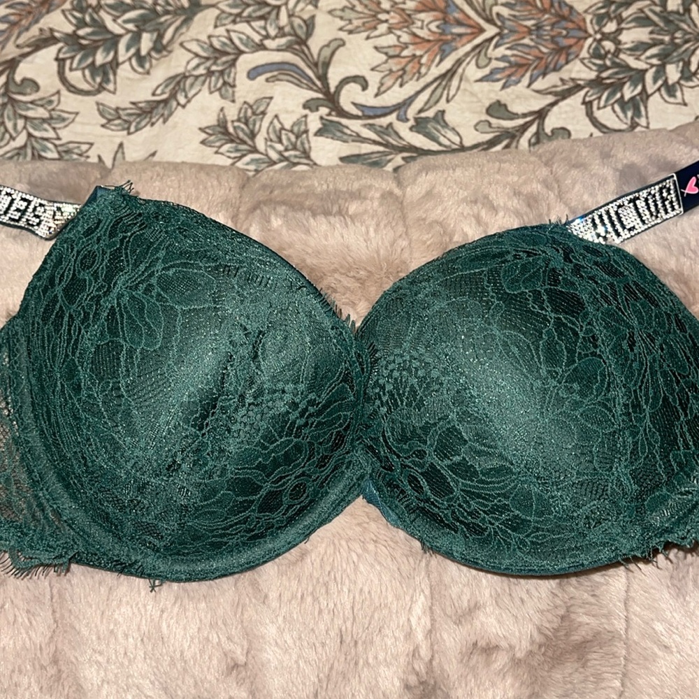 Victoria’Secret push up bra